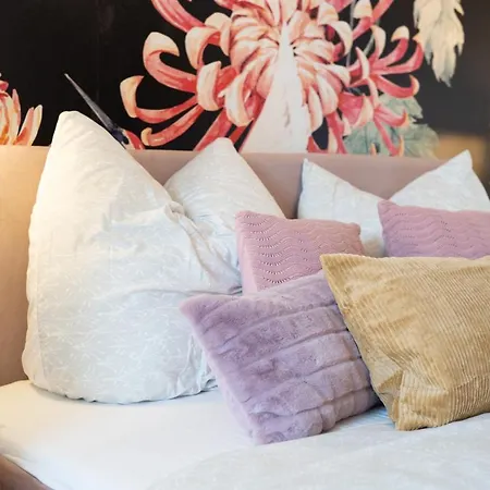 Design Zentral & - Toplage Am Opernhaus Apartment *